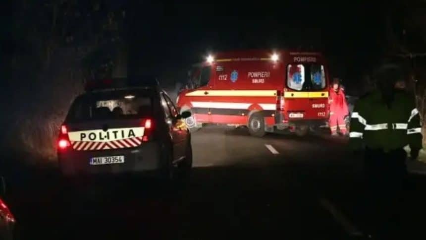 Autospeciale ale Inspectoratului de Poliție Județean Timiș staționate în zona de agrement de pe malul lacului Surduc pentru investigații.