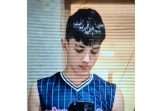 Fotografie de profil a adolescentului Valentin-Ionuț Istina, în vârstă de 17 ani, dat dispărut de familie în municipiul Vulcan.