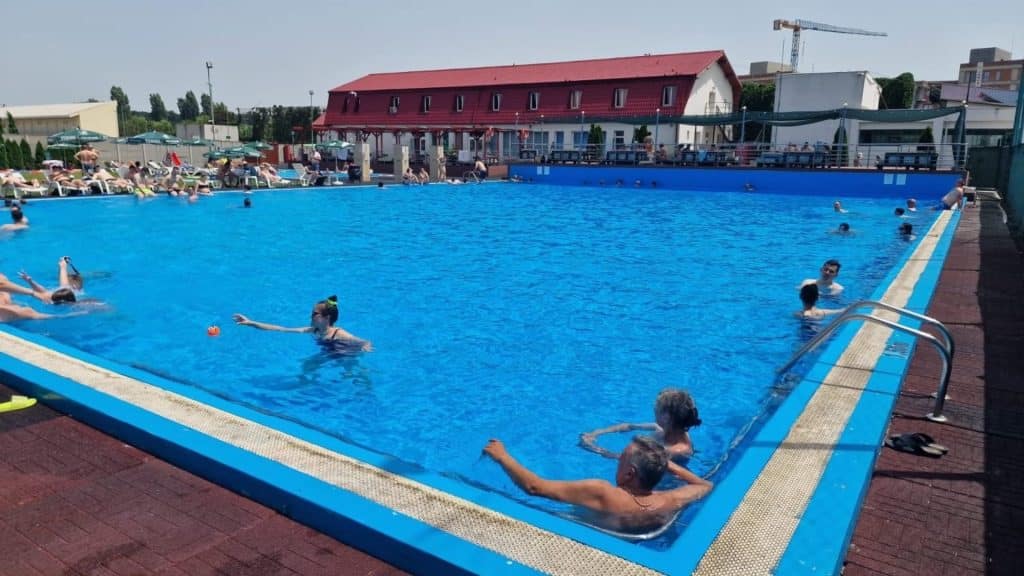 Ștrandul din Fabric din Timișoara se redeschide după remedierea problemelor tehnice