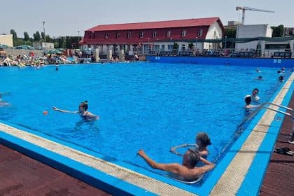 Ștrandul din Fabric din Timișoara se redeschide după remedierea problemelor tehnice