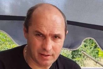 Portretul lui Istvan Laposi, bărbatul de 54 de ani din Petrila, județul Hunedoara, dat dispărut de familie.
