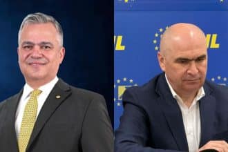 Premierul desemnat Adrian Veștea, anunțând oficial continuarea mandatului guvernamental în ciuda expirării ultimatumului PNL.