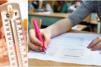 Sală de clasă goală dintr-un liceu, pregătită pentru examenul de Bacalaureat, în contextul deciziei de amânare a probelor din cauza caniculei.