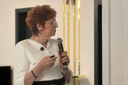Președinta CCIA Timiș, Florica Chiriță, în timpul prezentării bilanțului economic pe primul semestru al anului 2026.
