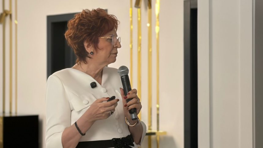 Președinta CCIA Timiș, Florica Chiriță, în timpul prezentării bilanțului economic pe primul semestru al anului 2026.