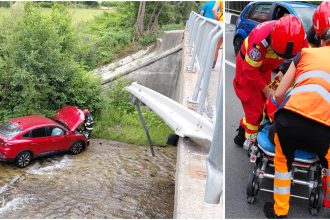Mașină ajunsă în râu după ce a rupt parapetul unui pod la intrarea în Petroșani. O femeie de 49 de ani și fiica ei de 15 ani au fost rănite în accident.