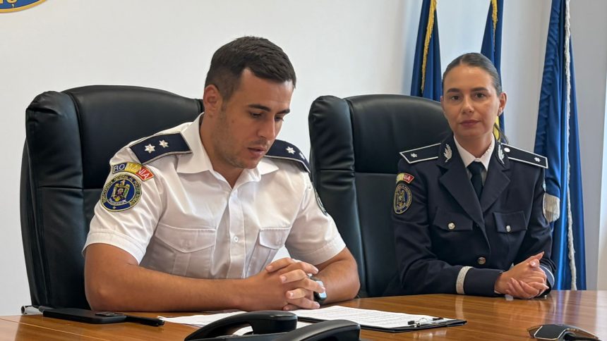 Echipaj al Poliției Rutiere Timiș efectuând controale pe un drum național clasificat ca punct negru cu risc ridicat de accidente.