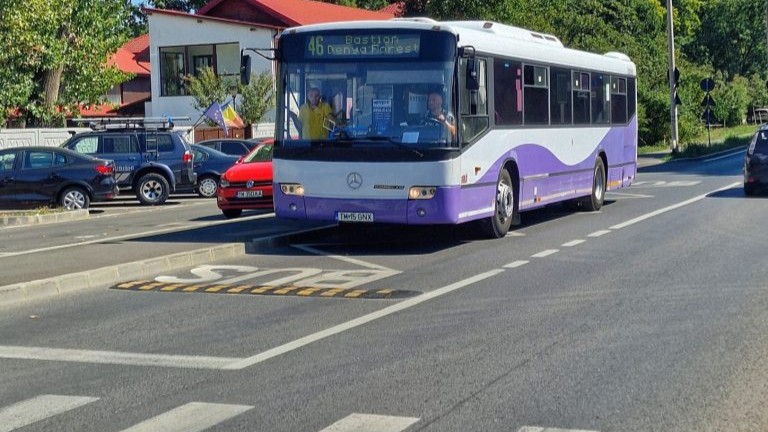 Lucrări de modernizare la carosabil și la liniile de tramvai în intersecția din Piața Badea Cârțan.