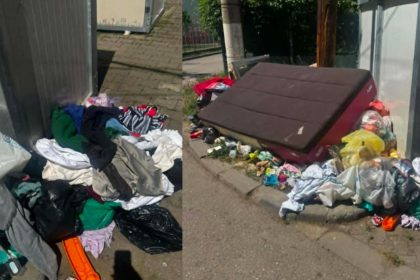 Polițiști locali din Timișoara verificând contractele de salubrizare ale unor societăți comerciale.