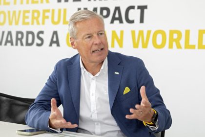 Hartmut Jenner, CEO Kärcher Group, vorbind despre extinderea companiei germane în Timișoara.