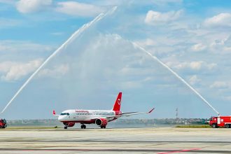 Aeronava Airbus A220-300 a companiei AnimaWings operând pe Aeroportul Internațional Timișoara
