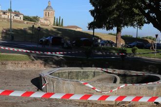 Sărbătoarea câștigării Cupei Mondiale s-a transformat într-un coșmar în Ciudad Rodrigo, unde prăbușirea unei fântâni a curmat viața unui adolescent de 13 ani.