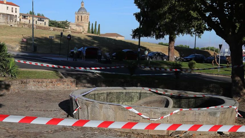 Sărbătoarea câștigării Cupei Mondiale s-a transformat într-un coșmar în Ciudad Rodrigo, unde prăbușirea unei fântâni a curmat viața unui adolescent de 13 ani.