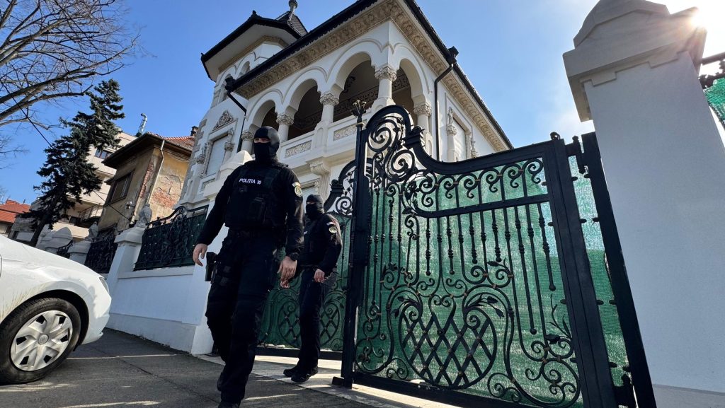 Operațiune de amploare la Caransebeș: Gradu Cîrpaci, cunoscut drept „Ministrul de Finanțe”, și soția sa au fost prinși de polițiști fiind acuzați de sclavie și trafic de organe în Germania.