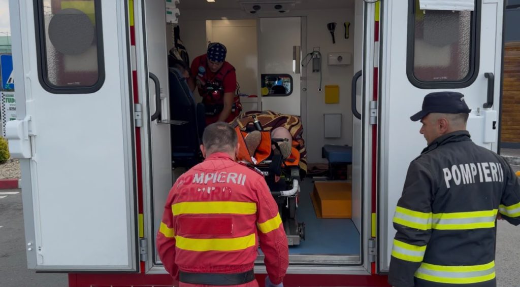 Medicii din Timișoara trag un semnal de alarmă privind riscul de toxiinfecție alimentară provocat de gheață și mâncarea alterată.