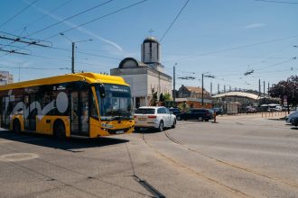 Trafic restricționat în Piața Badea Cârțan