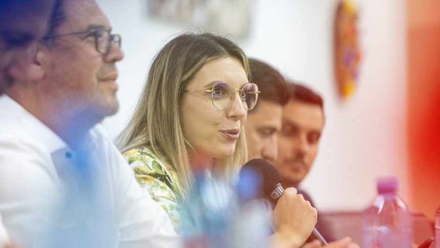Diana Buzoianu dă asigurări că nu se vor monta contoare la fântânile din gospodării și nu se impun limite noi.
