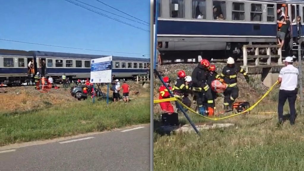 Mașină lovită de tren la trecerea la nivel cu calea ferată din Urseni, județul Timiș, după impactul în care o șoferiță a rămas încarcerată.