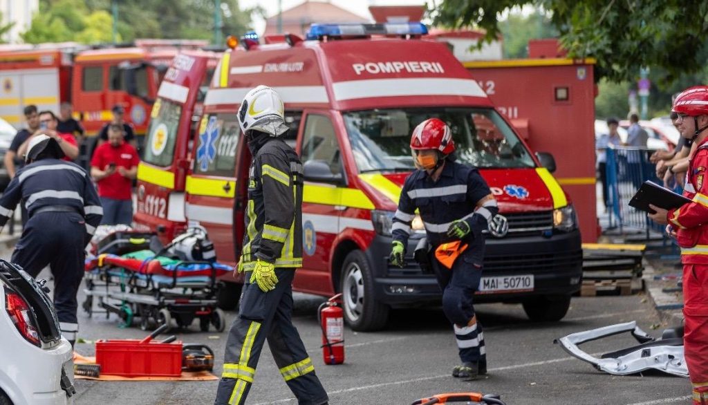 Accident în Piața Unirii din Timișoara. Femeie lovită de un biciclist