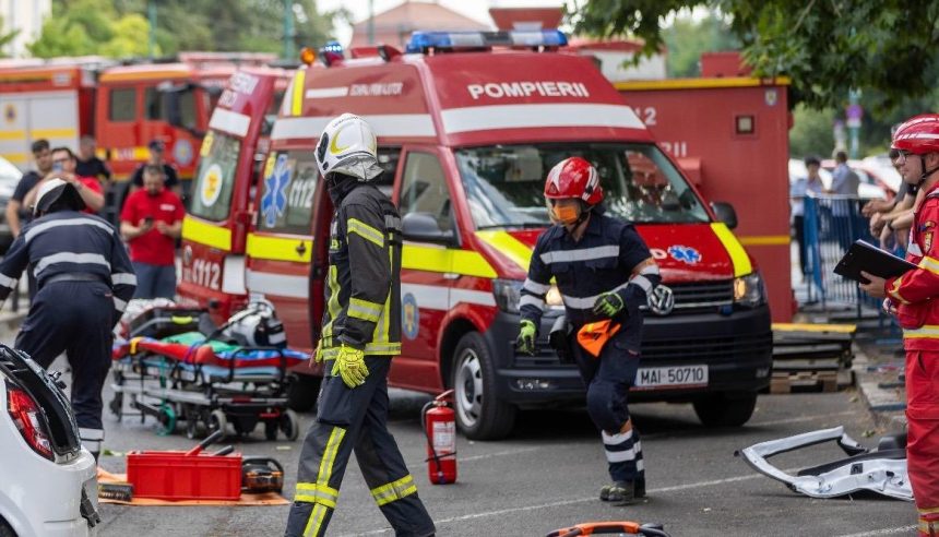Accident în Piața Unirii din Timișoara. Femeie lovită de un biciclist