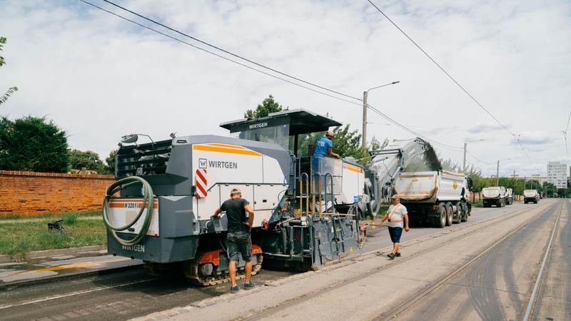 Utilaje și restricții de trafic în intersecția dintre Bulevardul Liviu Rebreanu și Constantin Brâncoveanu din Timișoara