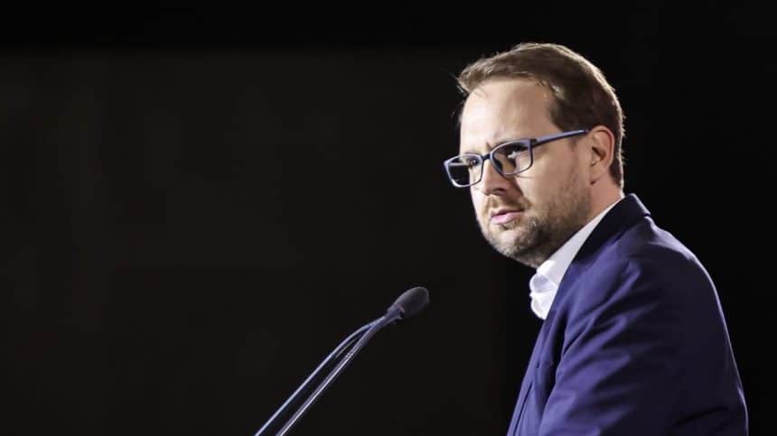 Dominic Fritz reacționează după decizia CCR și spune că nu va pleca din Timișoara