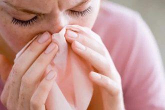 Dr. Ioana Ciucă de la Spitalul Județean Timișoara avertizează că temperaturile extreme pot agrava grav afecțiunile respiratorii la copii