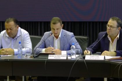 Bani din rezerva CJT pentru focarul de la Giulvăz: Alfred Simonis critică dur lipsa de implicare a Guvernului în gestionarea pestei micilor rumegătoare.