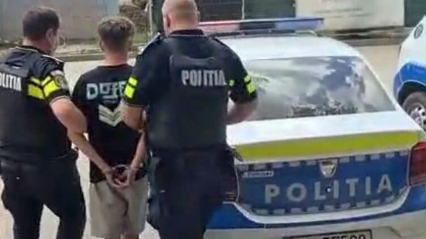 Un adolescent de 17 ani din Cornești a furat cheile a două mașini și le-a condus fără permis.
