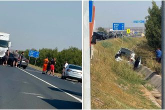 O autospecială de poliție a fost lovită și aruncată în șanț de un șofer neatent, la Remetea Mare