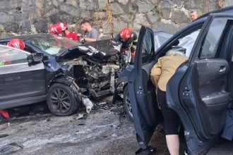 Accident violent lângă Petroșani, soldat cu trei răniți, printre care un minor