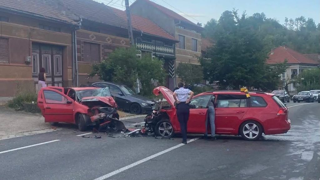 Accident mortal pe DN6, unde un bărbat și-a pierdut viața, iar o femeie a fost rănită