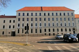 Schimbări în rețeaua școlară din Timișoara: Liceul Tehnologic „Ion I.C. Brătianu” se mută pe Calea Martirilor, iar spațiul din centru va fi preluat de elevii de la „William Shakespeare”