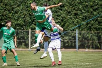 Meci cu miză mare pe Stadionul Electrica: Poli Timișoara și CSC Dumbrăvița luptă pentru calificarea în play-off-ul Cupei României.