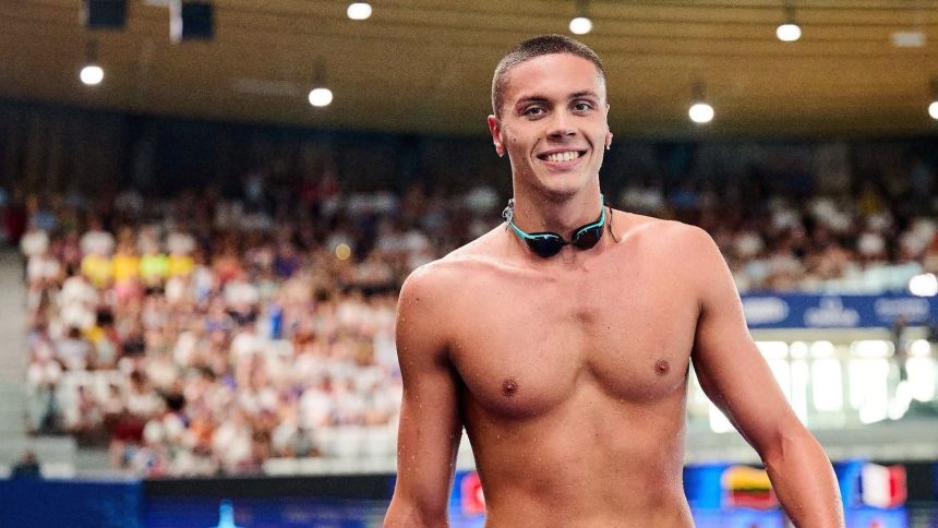 David Popovici a câștigat aurul la 200 de metri liber la Europenele de la Paris