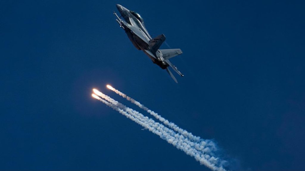 Sursa: Getty Images | Dronă doborâtă în România de un avion de vânătoare F-18 spaniol