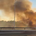 Fum și miros de ars în Timișoara de la incendiile din Serbia