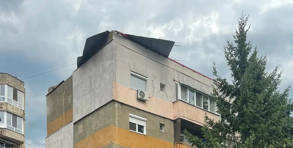 Intervenția pompierilor ISU Timiș în urma furtunii violente de cod portocaliu care a afectat Municipiul Lugoj
