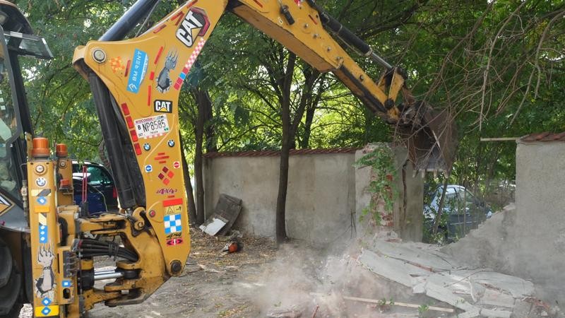 Teren de 7.500 mp, eliberat pe strada Martir Elena Nicoară