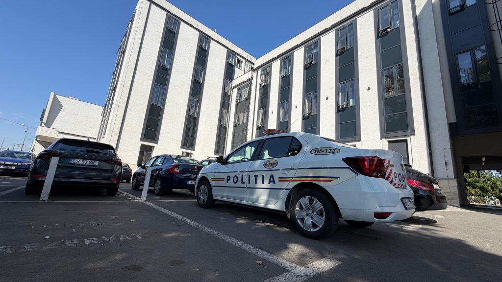 Descinderi la CFR: Mascații au făcut percheziții la Gara de Nord din Timișoara