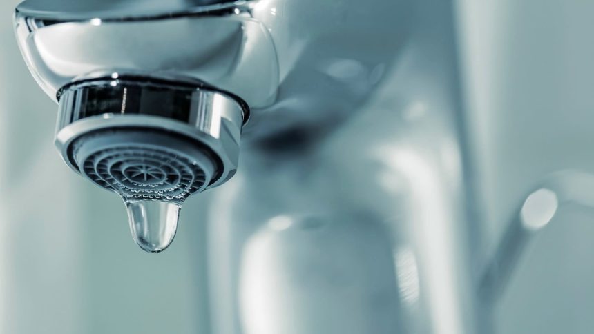 Avarii și lucrări Aquatim: Mai multe străzi din Timișoara și localități din județ rămân fără apă potabilă