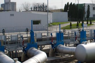 Spălarea rețelei de distribuție și a rezervorului în localitățile Balinț și Târgoviște din județul Timiș