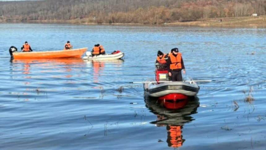 Tragedie pe lacul Secu: Două persoane, găsite înecate