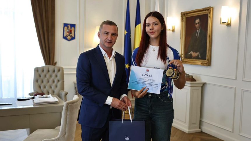 Canotorii de top din Timișoara, primiți la Consiliul Județean