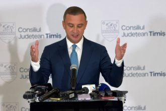 Președintele CJ Timiș, Alfred Simonis, solicitând Primăriei Timișoara deblocarea proiectelor pentru Sala Polivalentă și parcarea de la Casa Tineretului