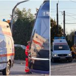 Impact între o ambulanță în misiune și un tramvai în Timișoara