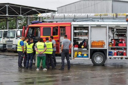 ECO SERV TIMIȘ întărește siguranța la DDN Ghizela cu autospecială proprie de pompieri