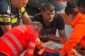 Un pompier aflat în timpul liber a acordat primul ajutor unei femei lovite pe trecere în Petroșani