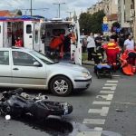 Impact între o mașină și o motocicletă pe strada Ștefan cel Mare