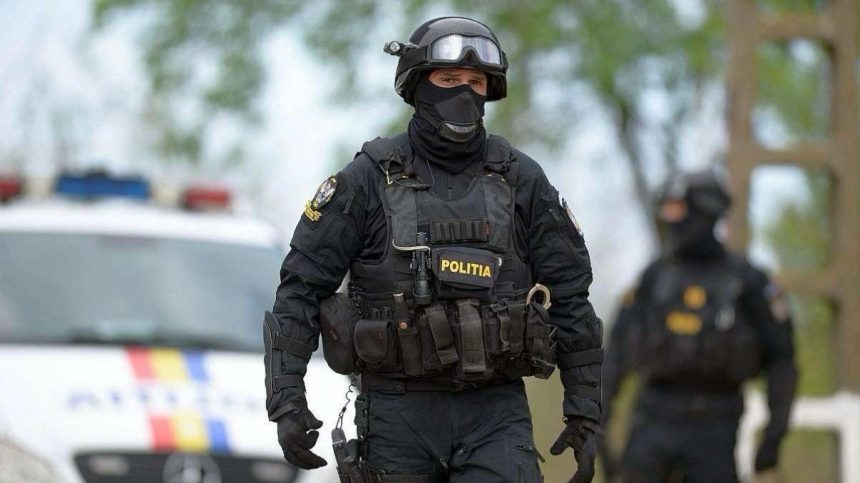 Percheziții SAS la 19 adrese din Timiș într-un dosar de arme și muniții